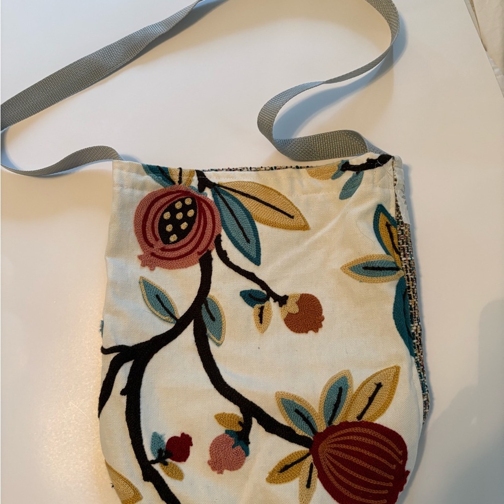 Unique handmade Floral Embroidered Crossbody boho vibes Bag NEW Without Tags